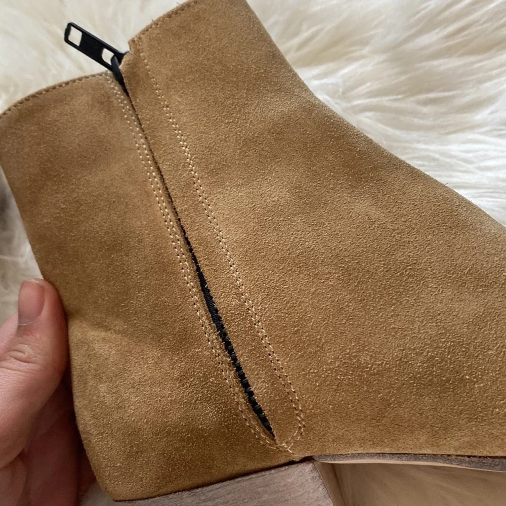 WOMAN by COMMON PROJECTS Tan Leather Booties Sz.35 Made in Italy EUC - Picture 7 of 9